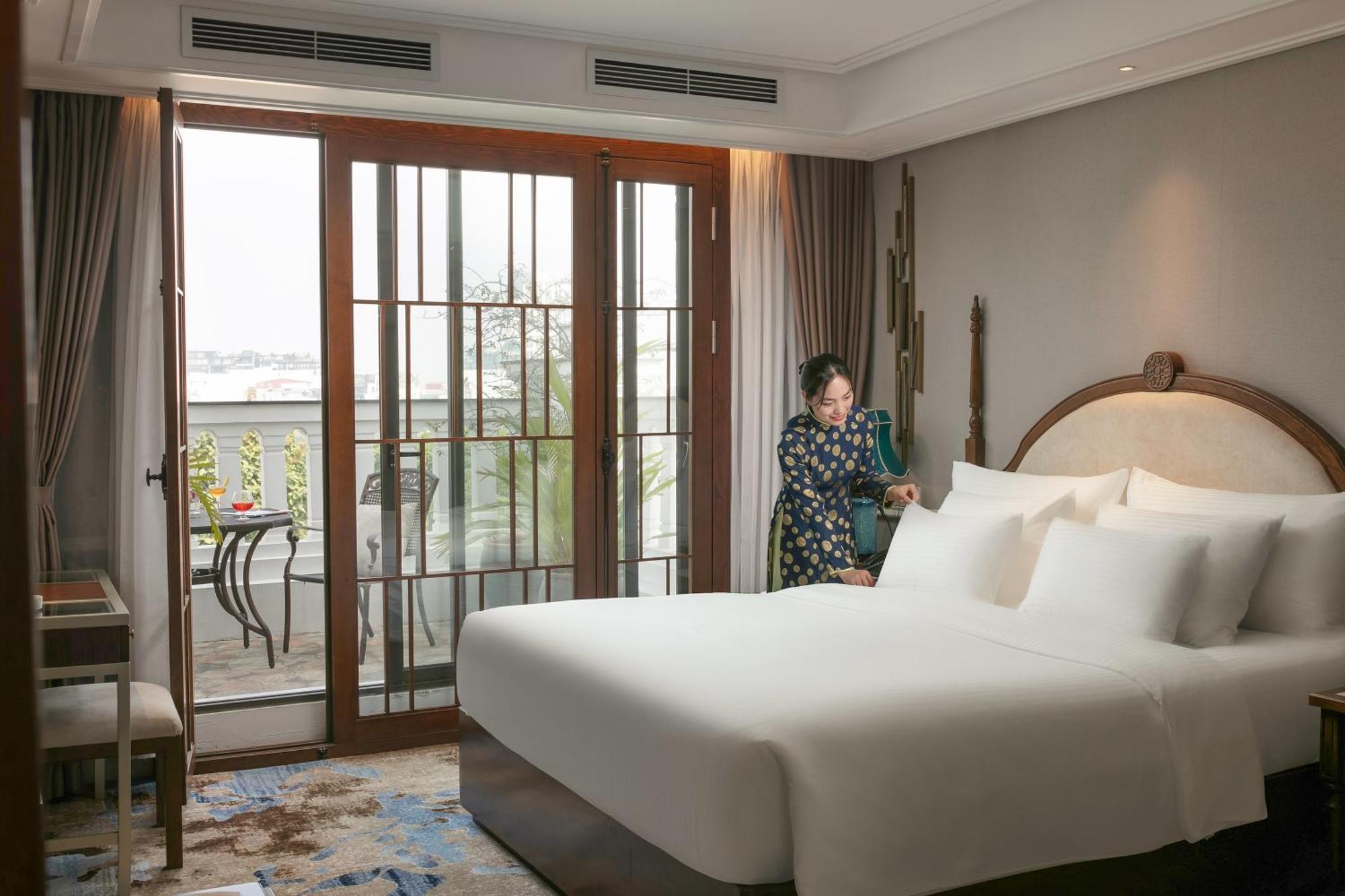ดิ โอเรียนตัล เจด โฮเต็ล Hotel ฮานอย ภายนอก รูปภาพ A guest room at the hotel
