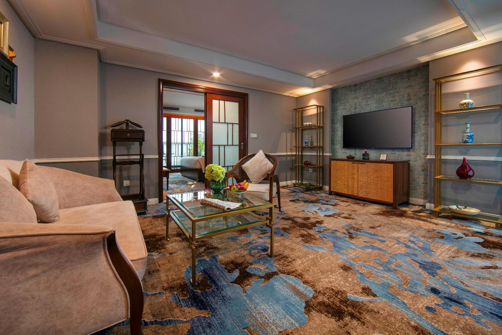 ดิ โอเรียนตัล เจด โฮเต็ล Hotel ฮานอย ภายนอก รูปภาพ A living room at the hotel